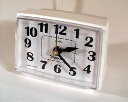 alarmClockB005_250